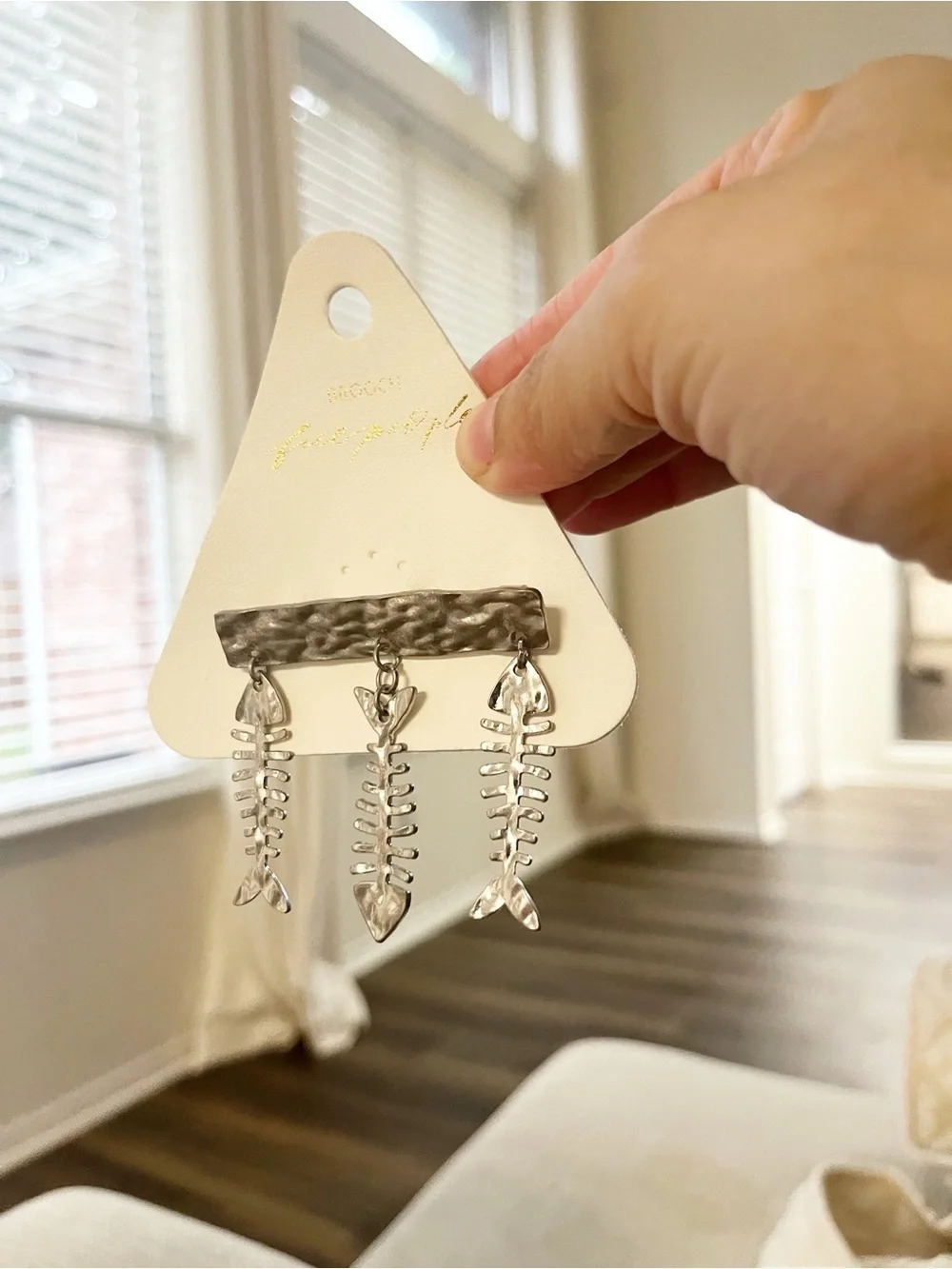 Free People Fish Outta Water Silver Tone Nautical Dangle Fishbone‎ Pin NEW